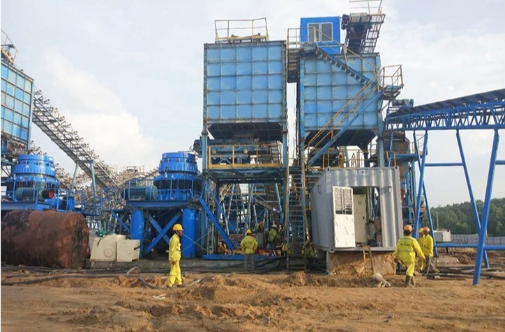 Customer case of Vietnam 800 tons per hour diabase crushing production line