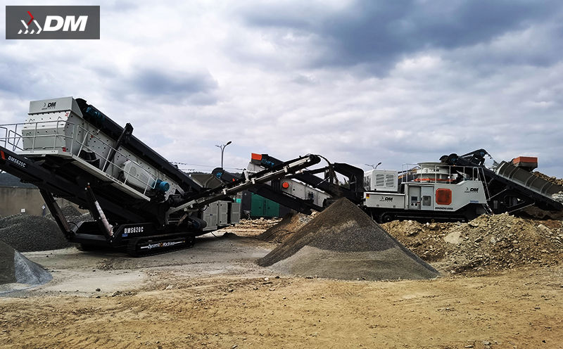 Fearless of the Harsh Kalahari Environment: Dongmeng Crawler-Type Mobile Crusher Guards Your Mining Investment with Ultra-High Availability