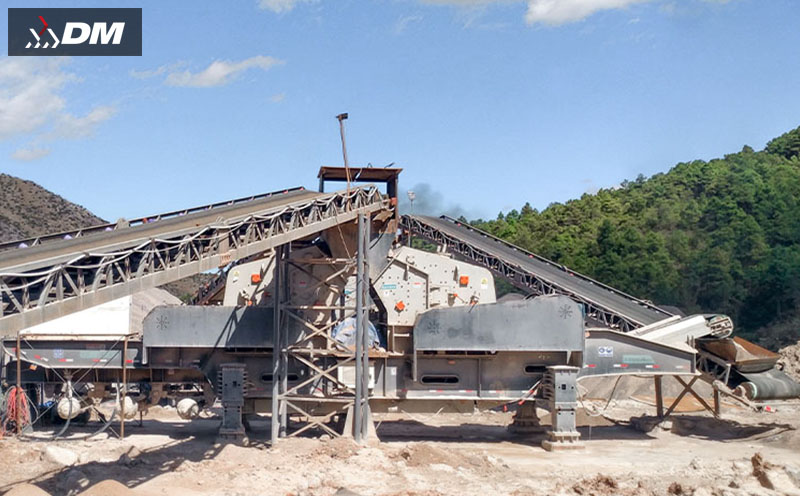 Tire-Type Mobile Crushing Plant —— Flexible Combination, Precise Material Discharge